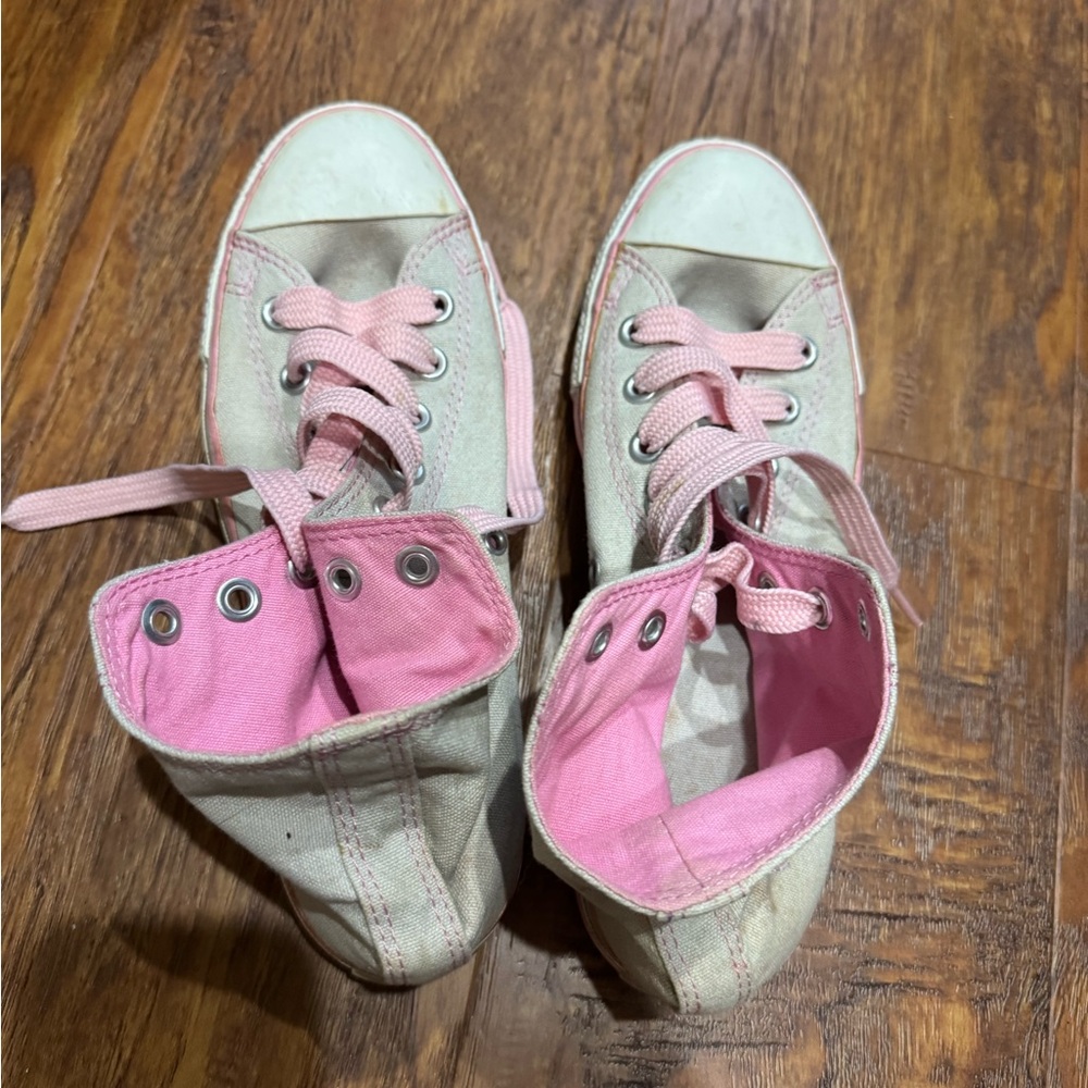 Converse High-Top Sneakers with Pink Laces - Picture 2 of 5